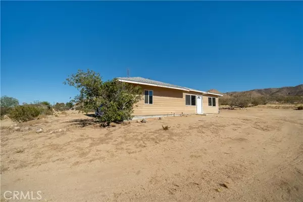 Johnson Valley, CA 92285,50471 Cholla Road