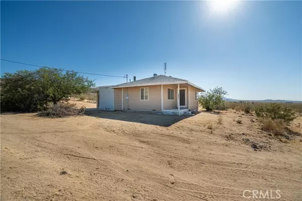 Johnson Valley, CA 92285,50471 Cholla Road