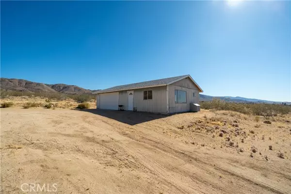 Johnson Valley, CA 92285,50471 Cholla Road