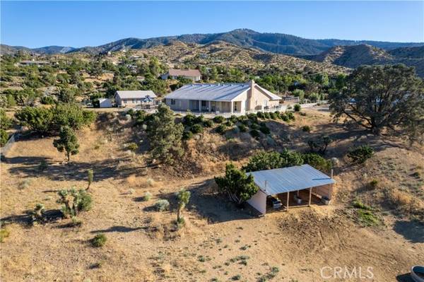 Pinon Hills, CA 92372,9075 E Primavera Road