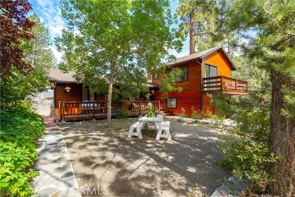 Wrightwood, CA 92397,6300 Lucerne Place