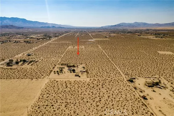 Lucerne Valley, CA 92356,7 Harvest Moon