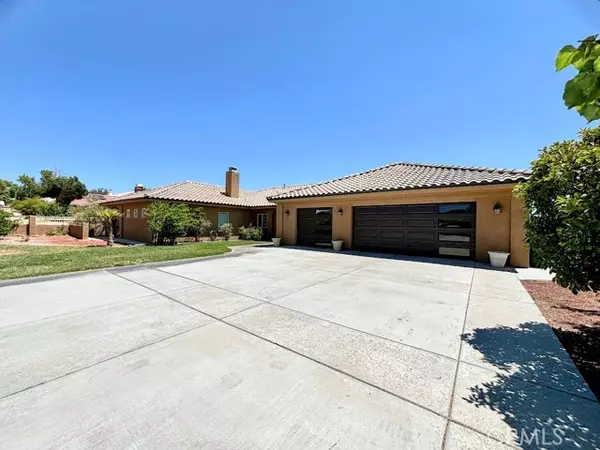 26663 Red Coach Lane, Helendale, CA 92342