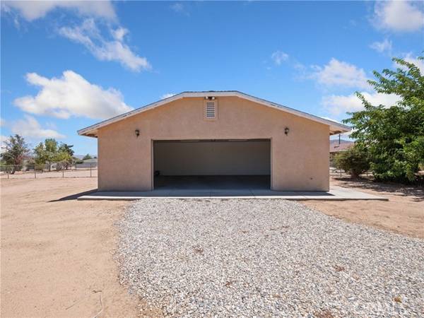 18222 Preston Street, Hesperia, CA 92345