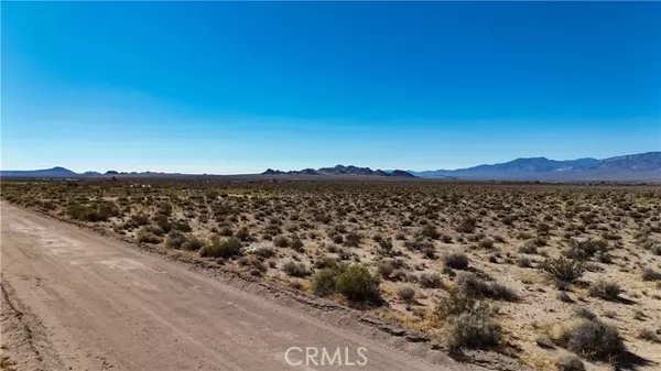 Lucerne Valley, CA 92356,713 Abelia