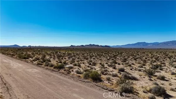 Lucerne Valley, CA 92356,713 Abelia