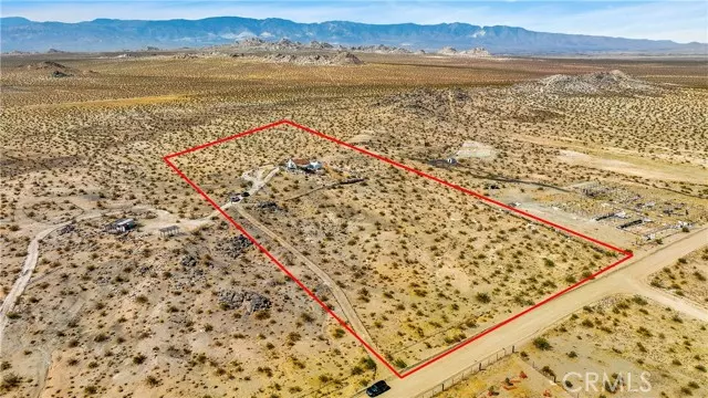 Lucerne Valley, CA 92356,40225 Abelia Street