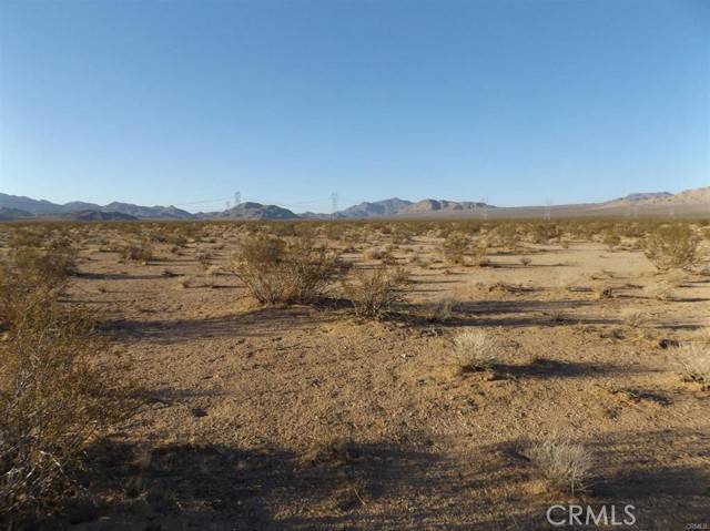 10 Fairlane, Lucerne Valley, CA 92356