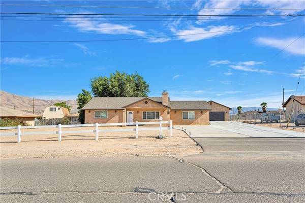 19225 Yucca Street, Hesperia, CA 92345