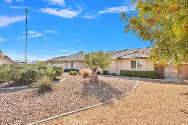 13960 Shoshonee Court, Apple Valley, CA 92307