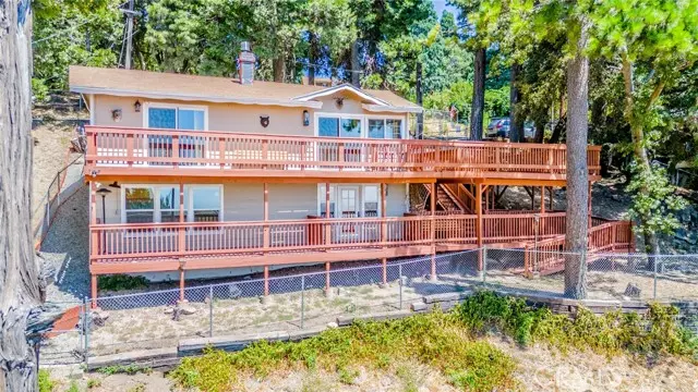 22873 Valley View Drive, Crestline, CA 92325