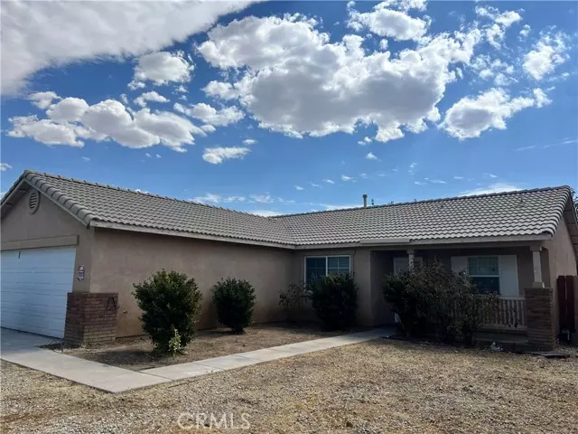 Adelanto, CA 92301,11755 Star Street