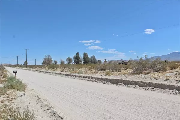 Lucerne Valley, CA 92356,38775 E End