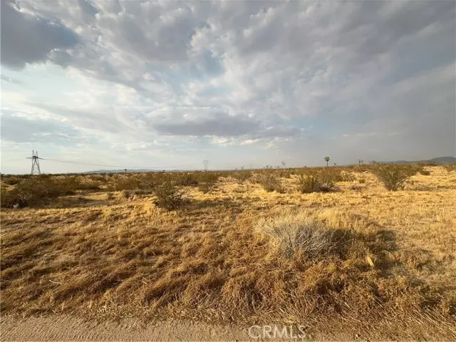 0 La Paz, Adelanto, CA 92301