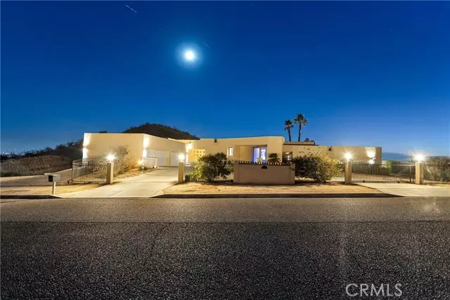 18011 Ohna Road, Apple Valley, CA 92307