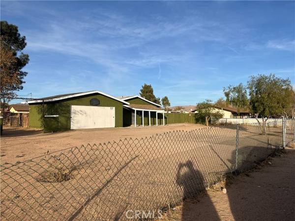 22770 Ottawa Road, Apple Valley, CA 92308