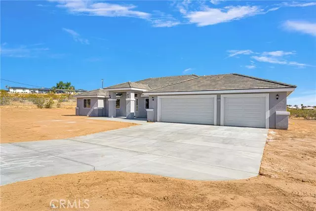 16614 Verano Street, Hesperia, CA 92345