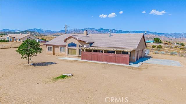 6929 Rattlesnake Road, Phelan, CA 92371