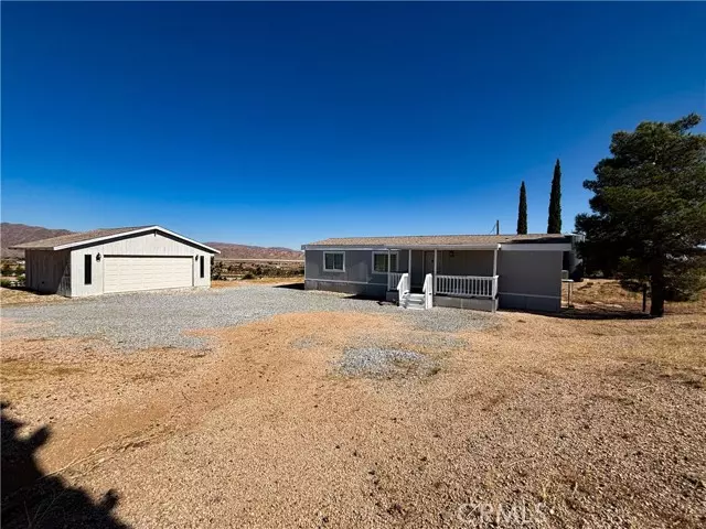 28764 Carson Street, Apple Valley, CA 92307