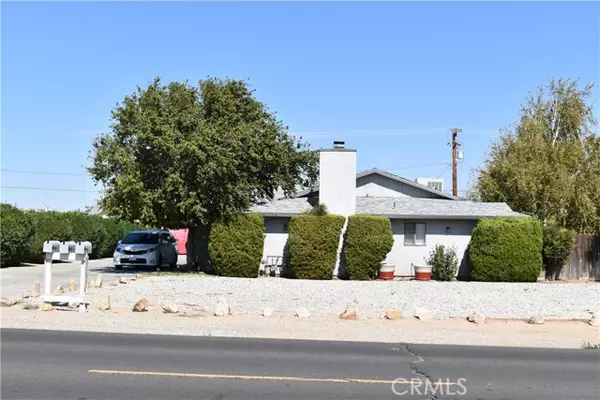 21158 Sitting Bull Road, Apple Valley, CA 92308