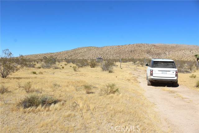 111 Near Chicago, Lucerne Valley, CA 92356