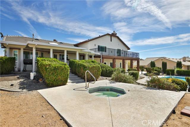 16470 Wintun Road, Apple Valley, CA 92307