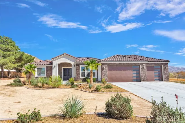 17073 Mesquite Road, Apple Valley, CA 92307