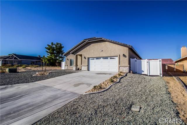 14788 Crofton Lane, Helendale, CA 92342