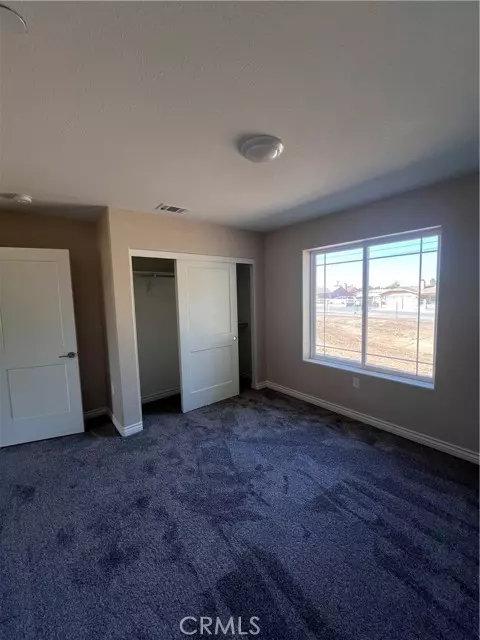 Hesperia, CA 92340,18085 Sycamore