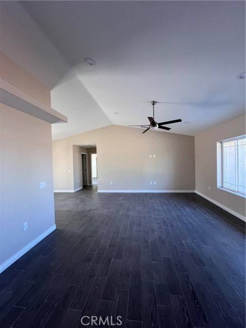 18085 Sycamore, Hesperia, CA 92340