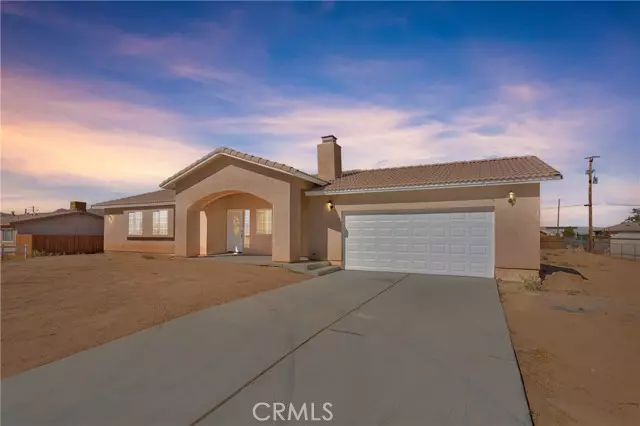 21042 Wigwam Road, Apple Valley, CA 92307