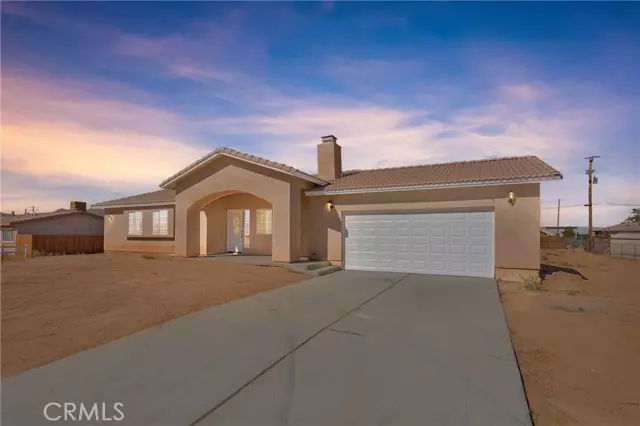 21042 Wigwam Road, Apple Valley, CA 92307