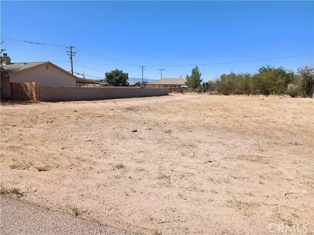 0 Navajo, Apple Valley, CA 92308