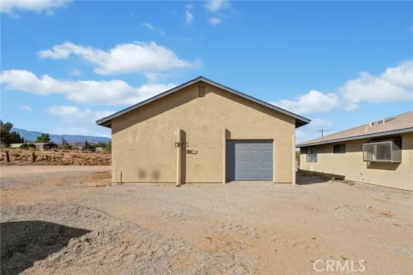 Phelan, CA 92371,5737 Sunnyslope Road