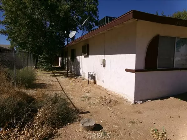 13522 Mohawk Road, Apple Valley, CA 92308