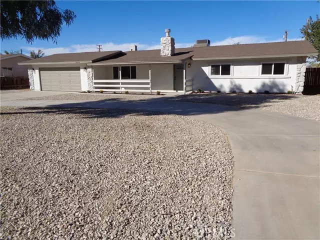 21870 Biloxi Road, Apple Valley, CA 92307