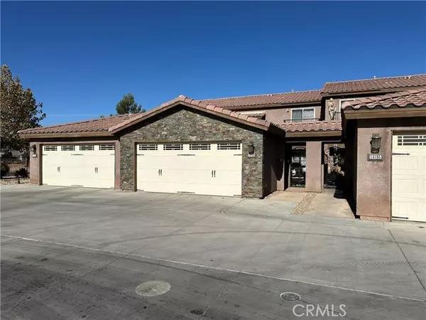 Apple Valley, CA 92307,14193 Jicarilla Road #302