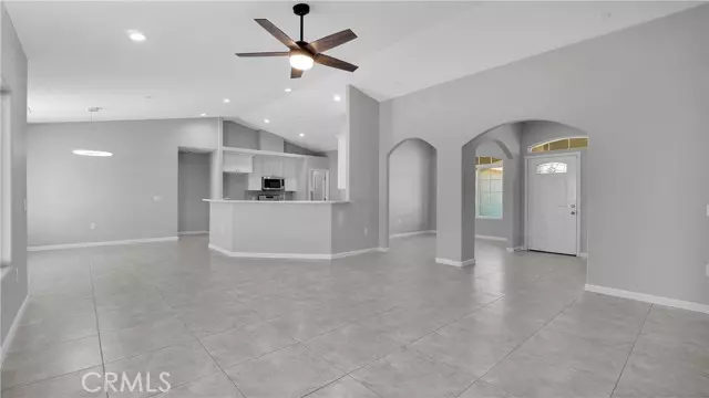 17995 Lilac Street, Hesperia, CA 92345