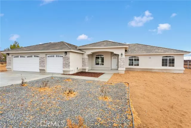 13033 Casco Road, Apple Valley, CA 92345