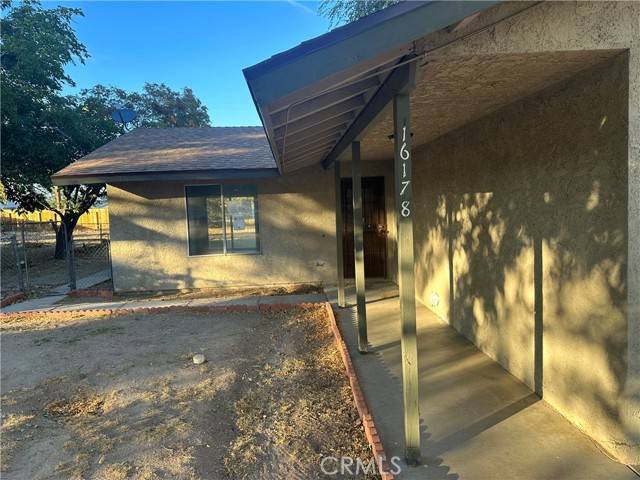 16178 Live Oak Street, Hesperia, CA 92345