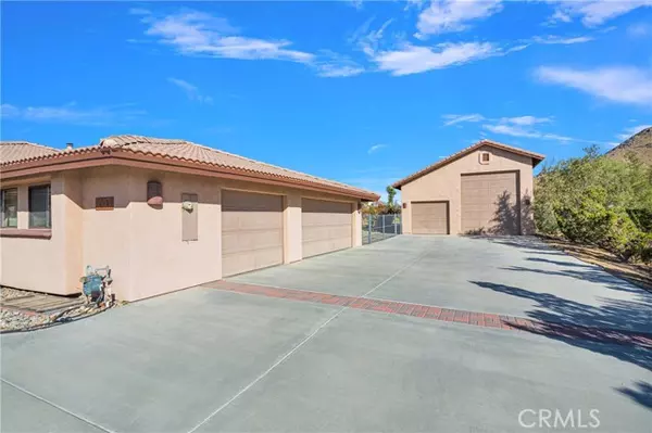 Apple Valley, CA 92307,16585 Choco Road