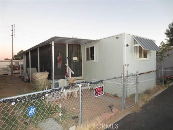 Adelanto, CA 92301,11423 Chamberlaine #69