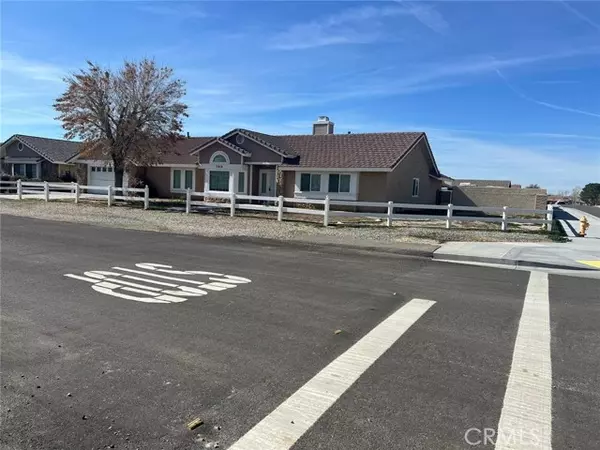 13610 Cuyamaca Road, Apple Valley, CA 92308