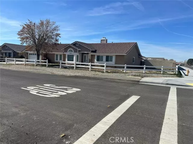 13610 Cuyamaca Road, Apple Valley, CA 92308