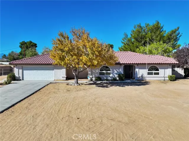 13850 Hopi Road, Apple Valley, CA 92307