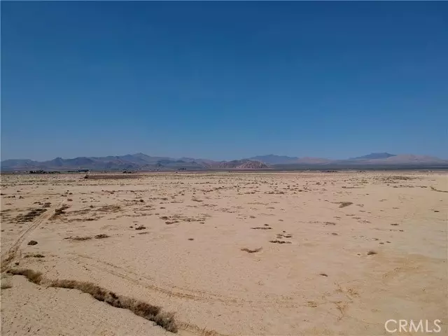 Lucerne Valley, CA 92356,0 Meridian