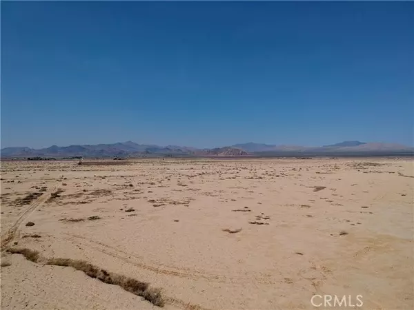 Lucerne Valley, CA 92356,0 Meridian