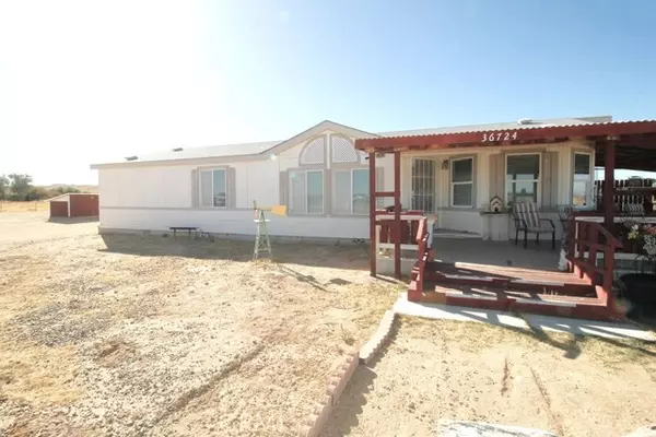 Hinkley, CA 92347,36724 Indian Wells Road