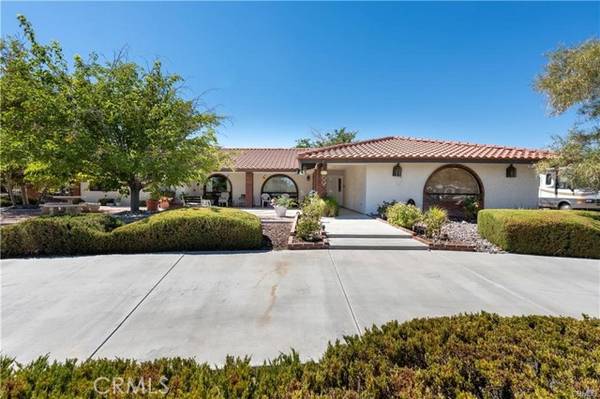 19411 Yanan Road, Apple Valley, CA 92307