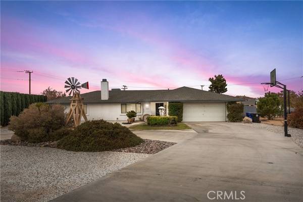 14296 Gayhead Road, Apple Valley, CA 92307